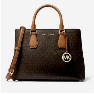 NWOT Michael Kors Logo Camille Bag